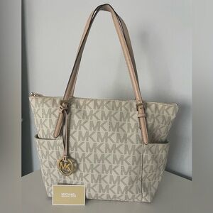 Authentic Michael Kors Cream Leather Tote Bag